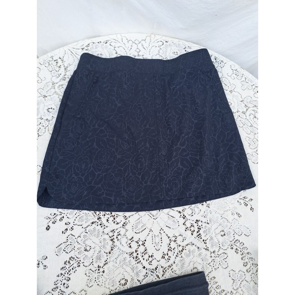 Orvis Skort Womens Size XL Black Embossed floral Zip Pockets Skirt Travel Sport